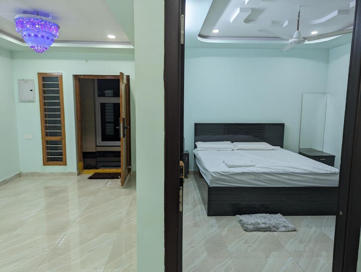 Апартаменты Ramya Grand Вишакхапатнам Экстерьер фото