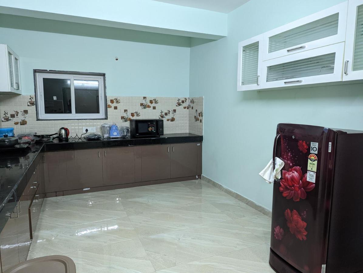 Апартаменты Ramya Grand Вишакхапатнам Экстерьер фото